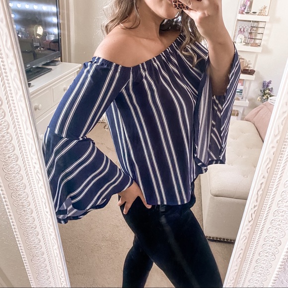 Express Off-shoulder Neckline Bell Sleeves Top - Picture 2 of 6